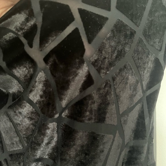 #72 Fashionnova black long sleeve midi dress with velvet and mesh cutouts - Picture 3 of 7